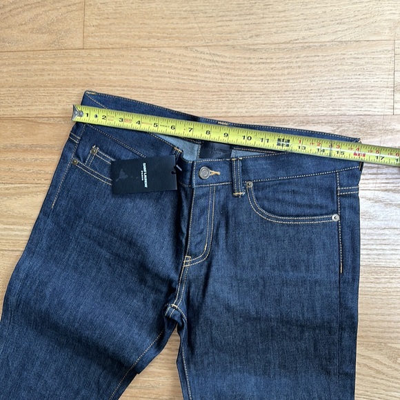 Saint Laurent Jeans New With Tags. Dark wash size 29 - Picture 8 of 9